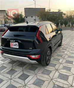 كيا نيرو